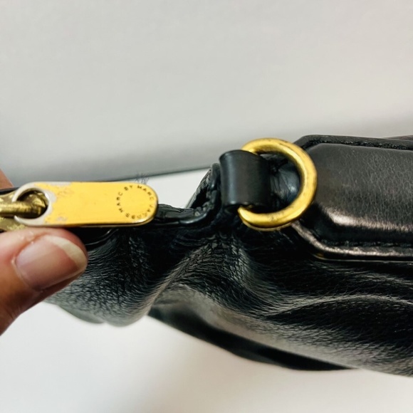 Marc by Marc Jacobs Classic Q Natasha Crossbody Blk Pebbled Leather w Adj Strap - Picture 13 of 16